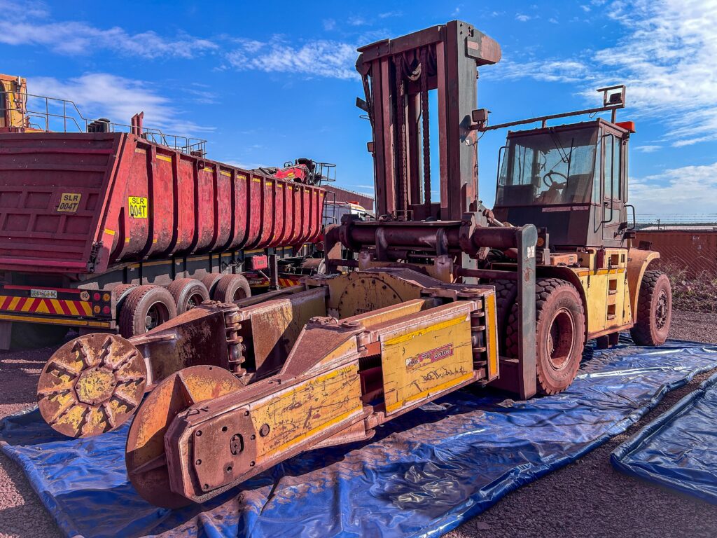 Mining Online Auction – Sale 056