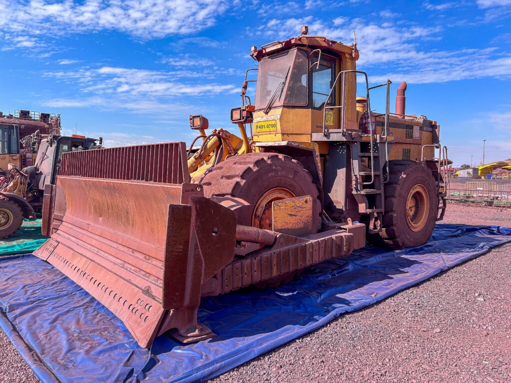Mining Online Auction – Sale 056