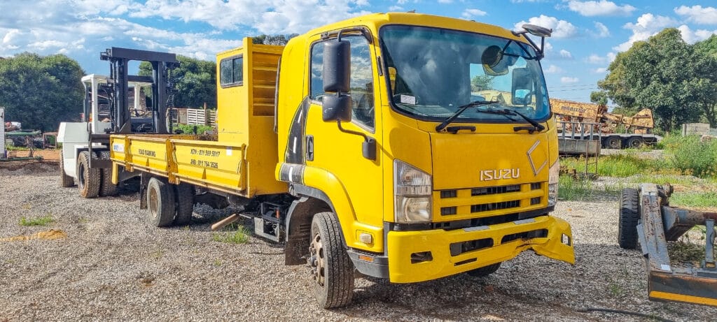 Forklifts, Vehicles & Machinery – Krugersdorp Bidders Choice Yard Auction
