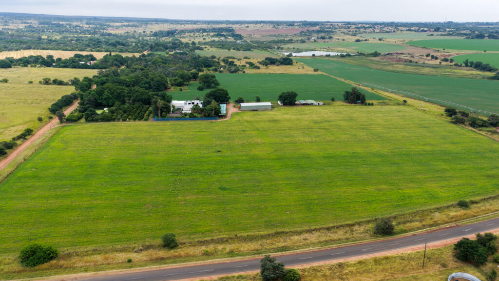 2 x Adjacent Farm portions – Vastfontein Pretoria North urgent sale