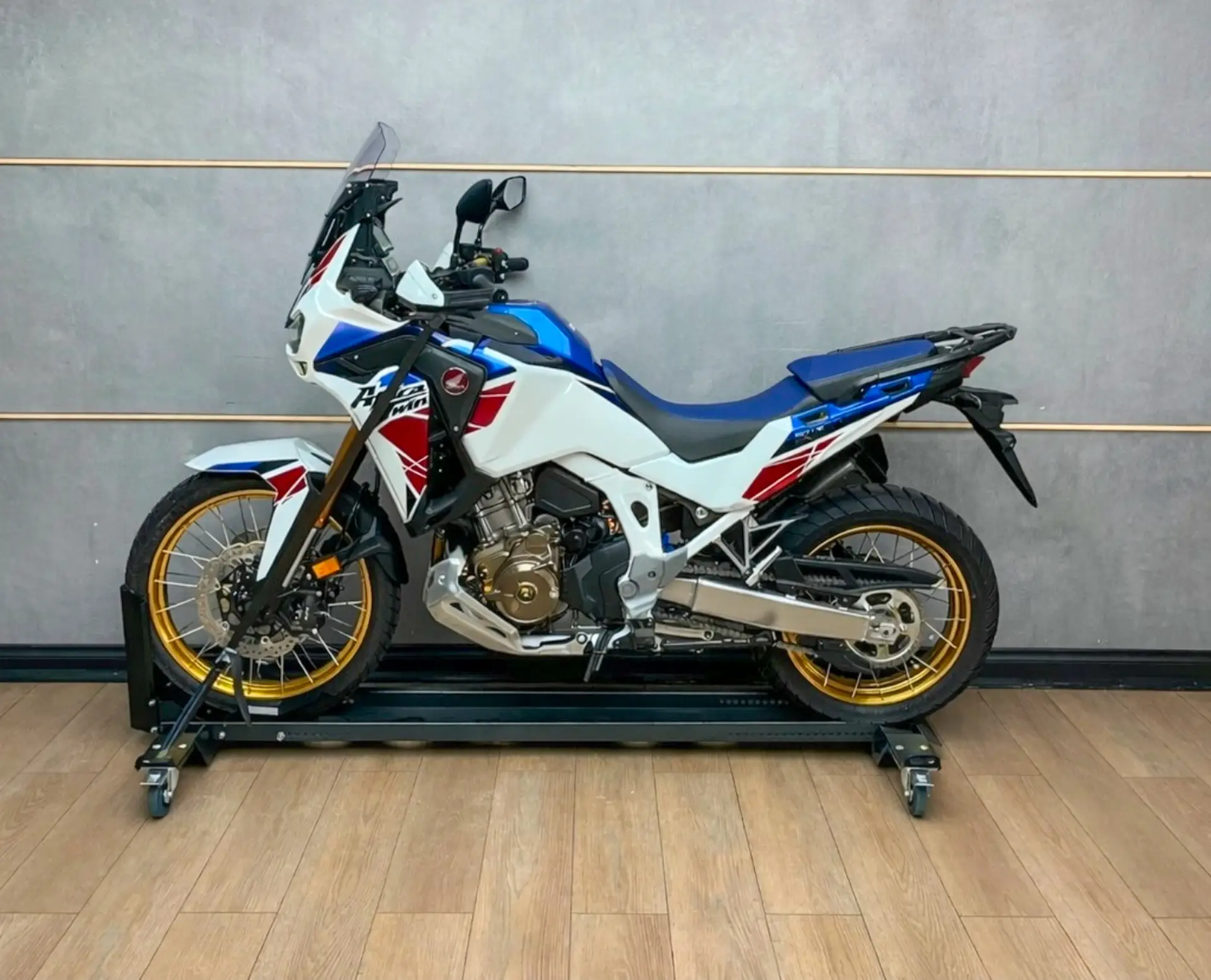 Vehicles, Motorcycles & Plant