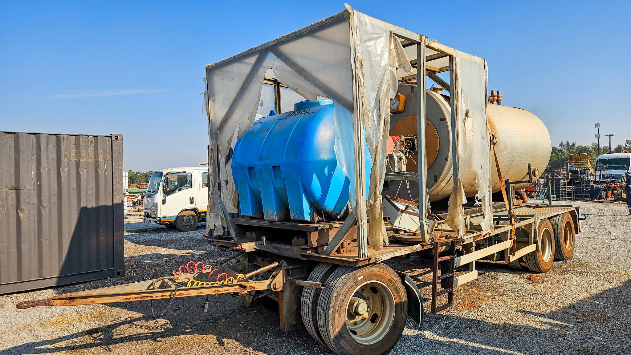 Heavy Equipment, Machinery & Vehicles - Liquidation & Others Auction