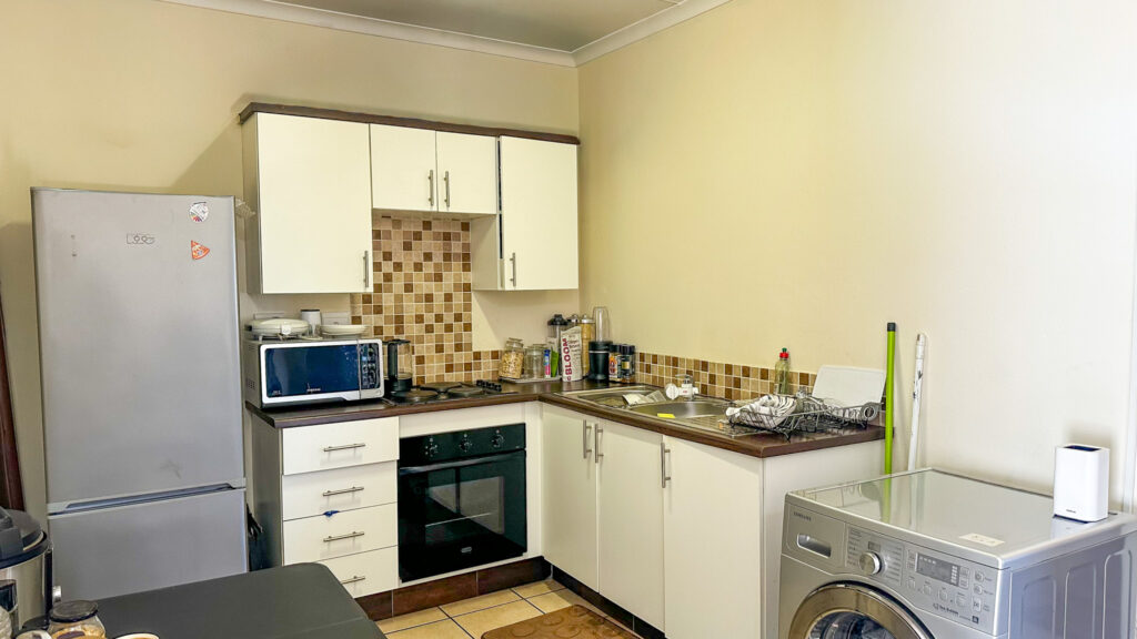 2-Bedroom Apartment in SS Birchfield, Grand Central Ext 8, Midrand – Urgent Sale