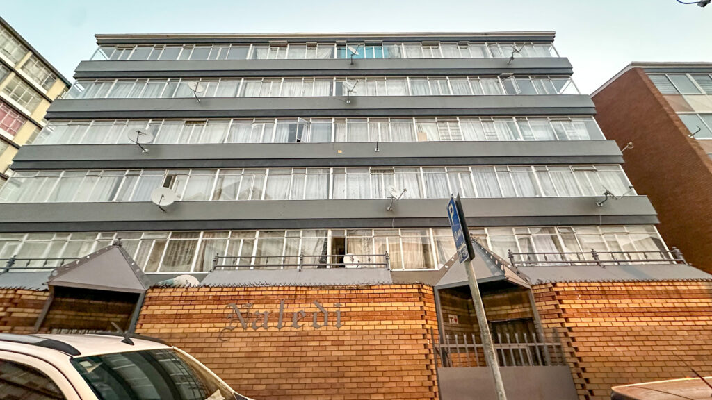 Insolvent Estate Auction: 2 x Sectional Title Units, SS Naledi, Trevenna, Pretoria