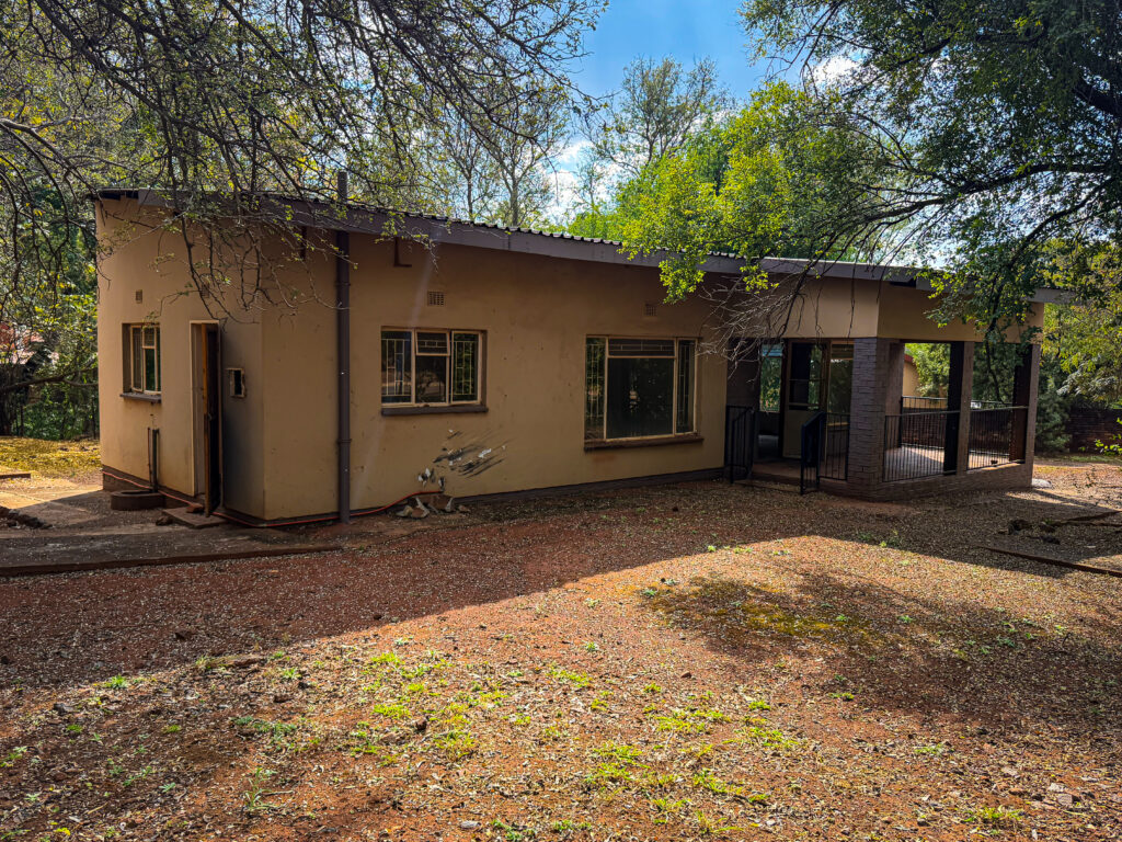 Online Auction: Day 2 – Thabazimbi Limpopo Corporate Residential Property Disposal of 5 x 3-Bedroom.