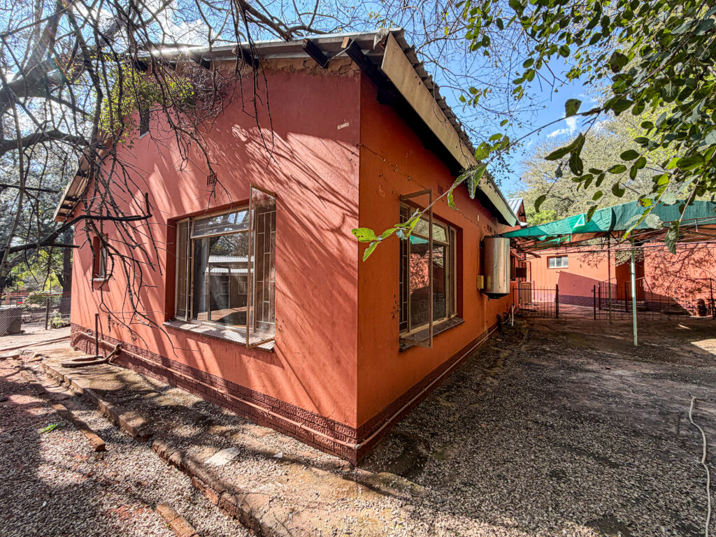 Online Auction: Day 2 – Thabazimbi Limpopo Corporate Residential Property Disposal of 5 x 3-Bedroom.