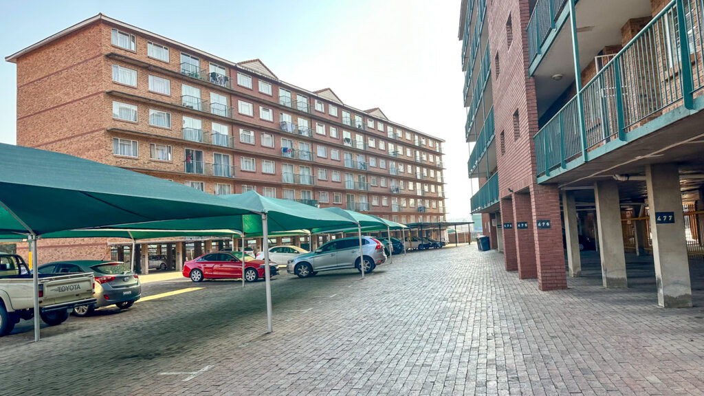2-Bedroom Apartment in SS Adelaide, Oval Gardens, Centurion – Urgent Sale