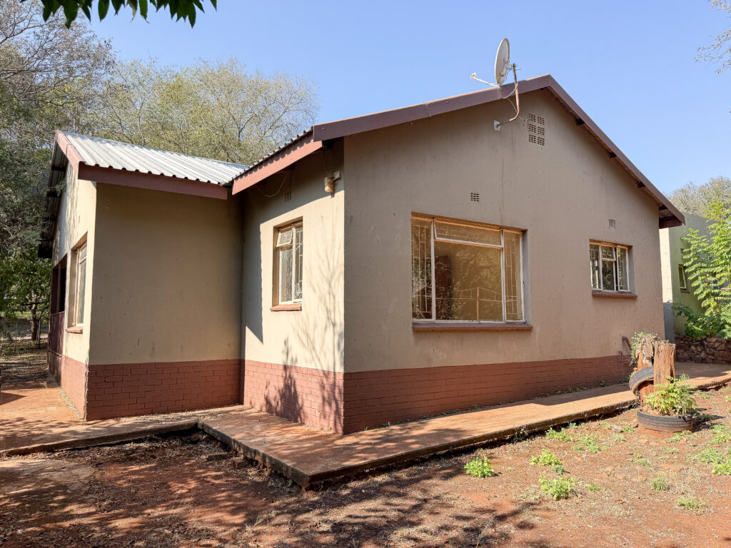 Online Auction: Day 2 – Thabazimbi Limpopo Corporate Residential Property Disposal of 5 x 3-Bedroom