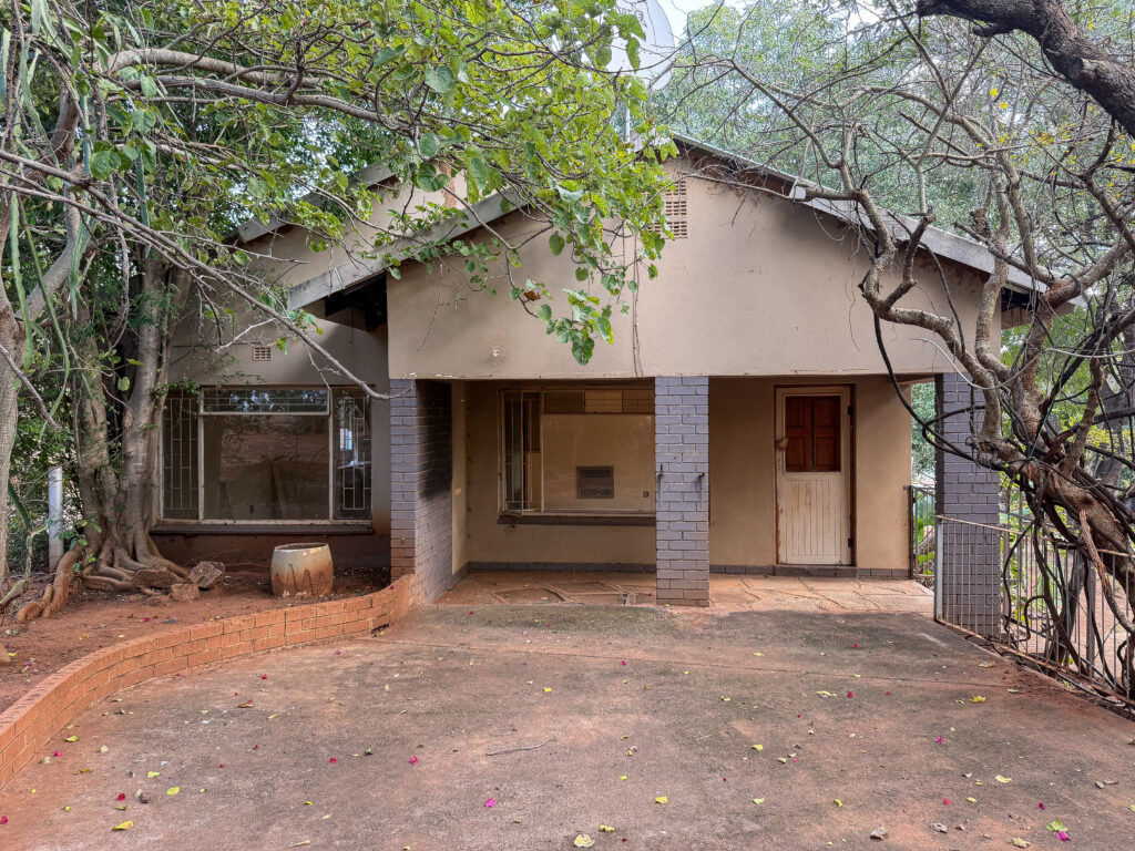 Online Auction: Day 1 - Corporate Disposal of 5 x 3-Bed Residential Properties, Thabazimbi
