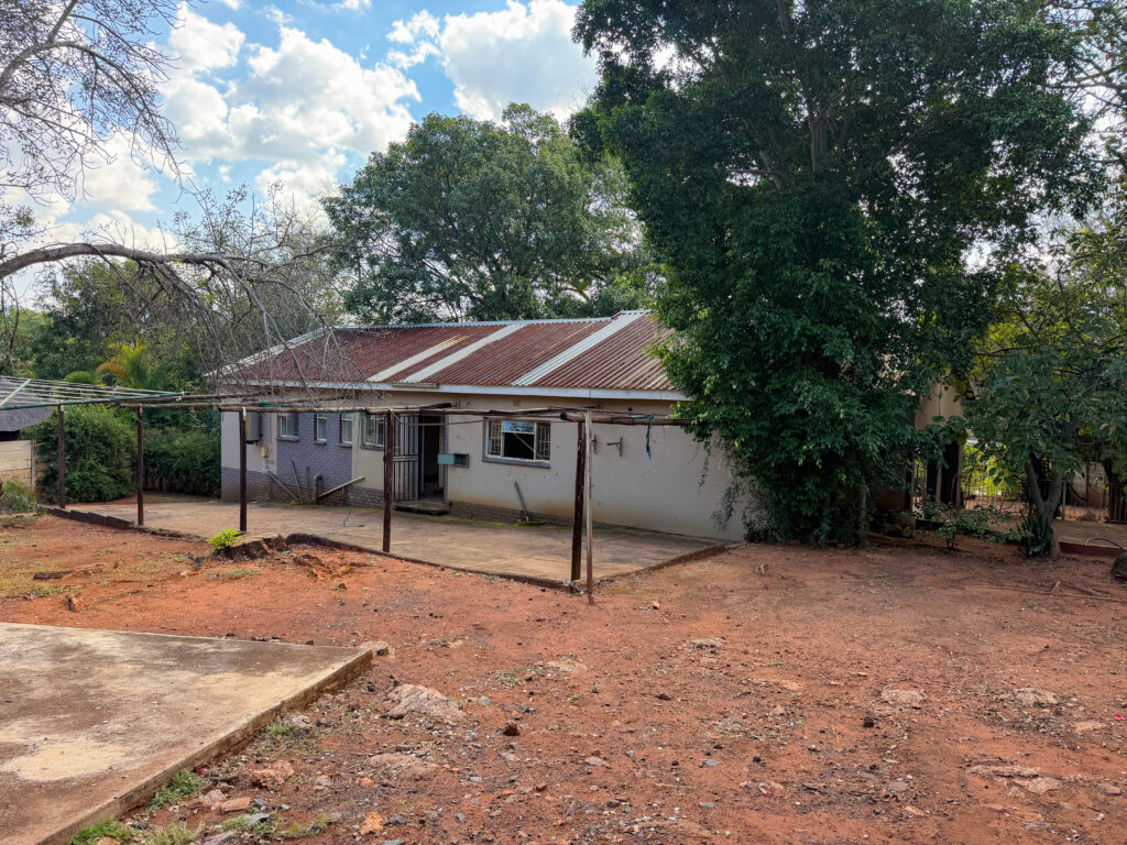 Online Auction: Day 1 - Corporate Disposal of 5 x 3-Bed Residential Properties, Thabazimbi
