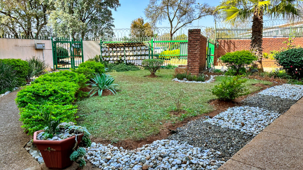 Online Auction: 3-Bedroom Apartment on the 3rd Floor – SS Amstel, Meyerspark 