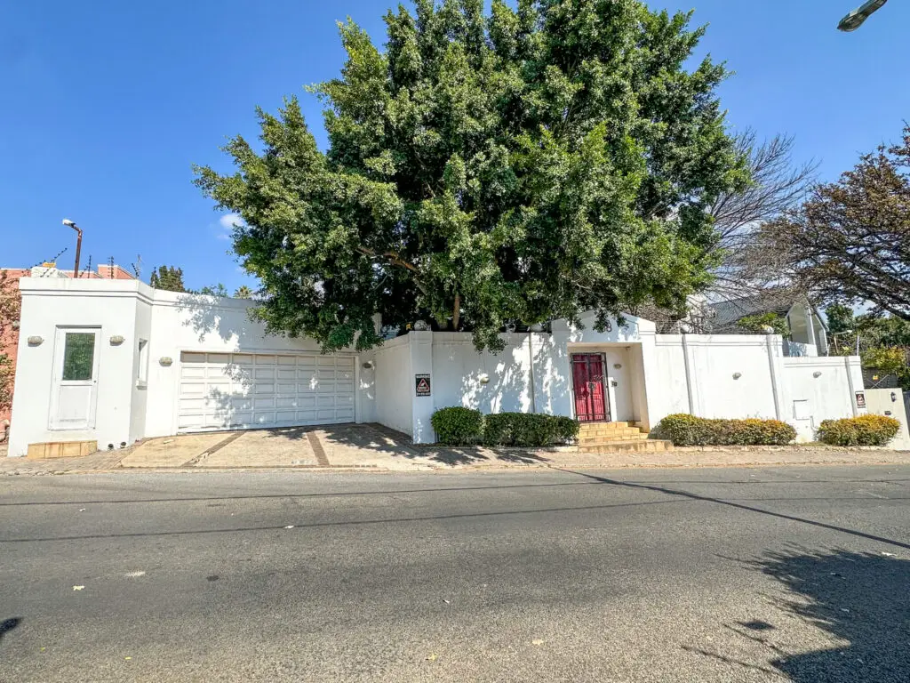 Online Liquidation Auction: 3-Bedroom House with 2 Garden Cottages – Parktown North, Johannesburg  