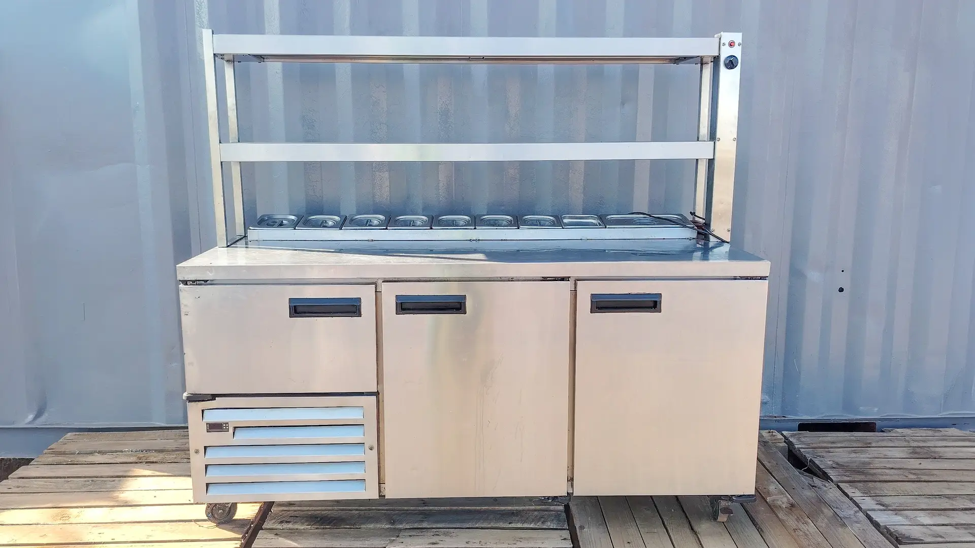 Catering Equipment & Restaurant Furniture - Liquidation Auction