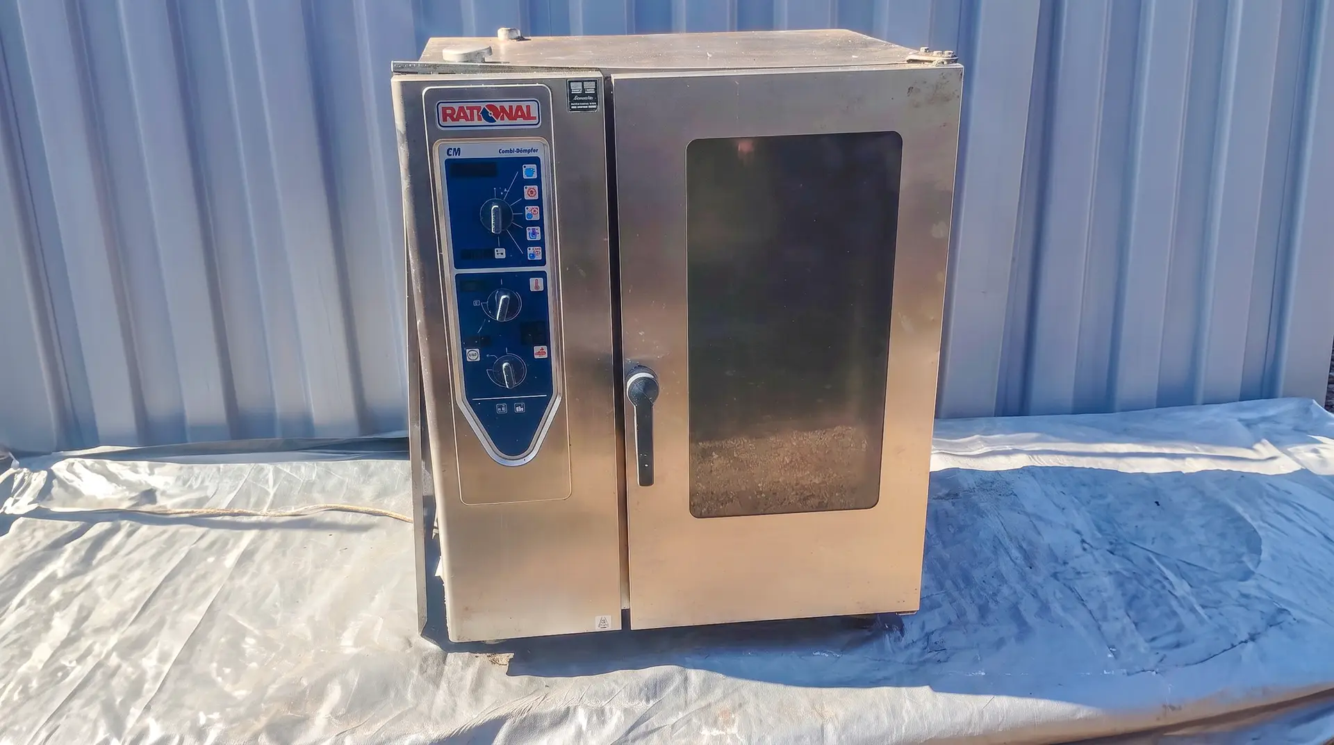 Catering Equipment & Restaurant Furniture - Liquidation Auction