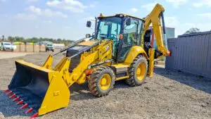 John Deere Harvester/Tractors, TLBs & Vehicles - Online Auction