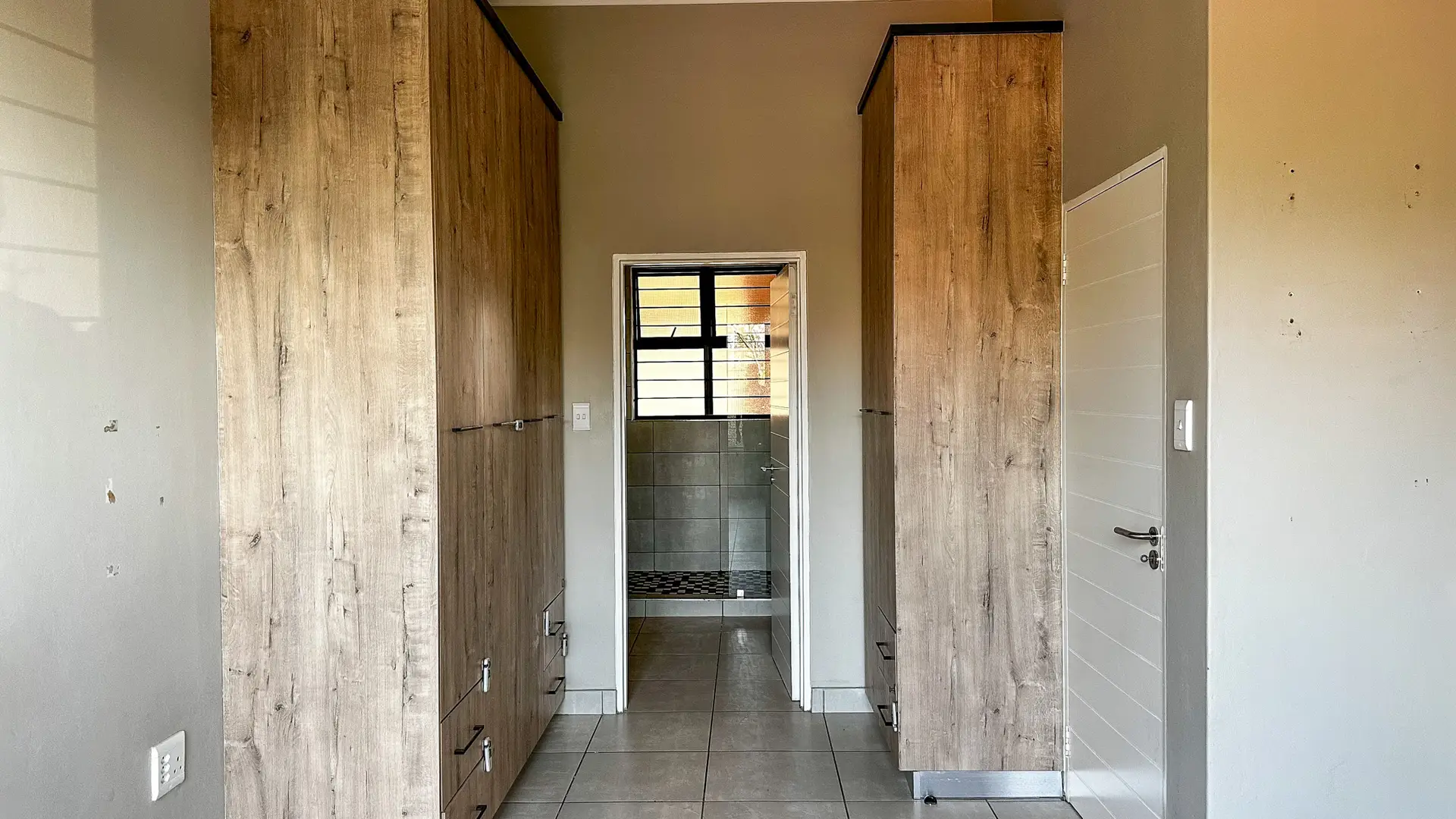 Liquidation Online Auction: 2-Bedroom 1st Floor Unit, SS IQ Rondebosch, Rietvalleirand Ext. 84, Pretoria
