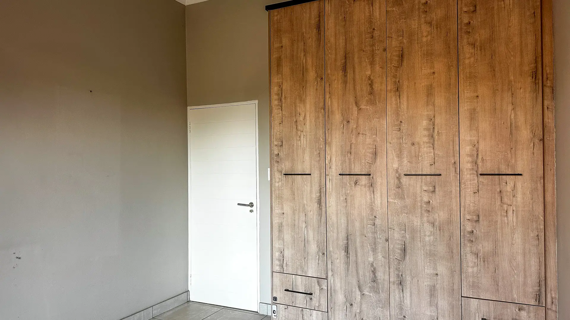 Liquidation Online Auction: 2-Bedroom 1st Floor Unit, SS IQ Rondebosch, Rietvalleirand Ext. 84, Pretoria