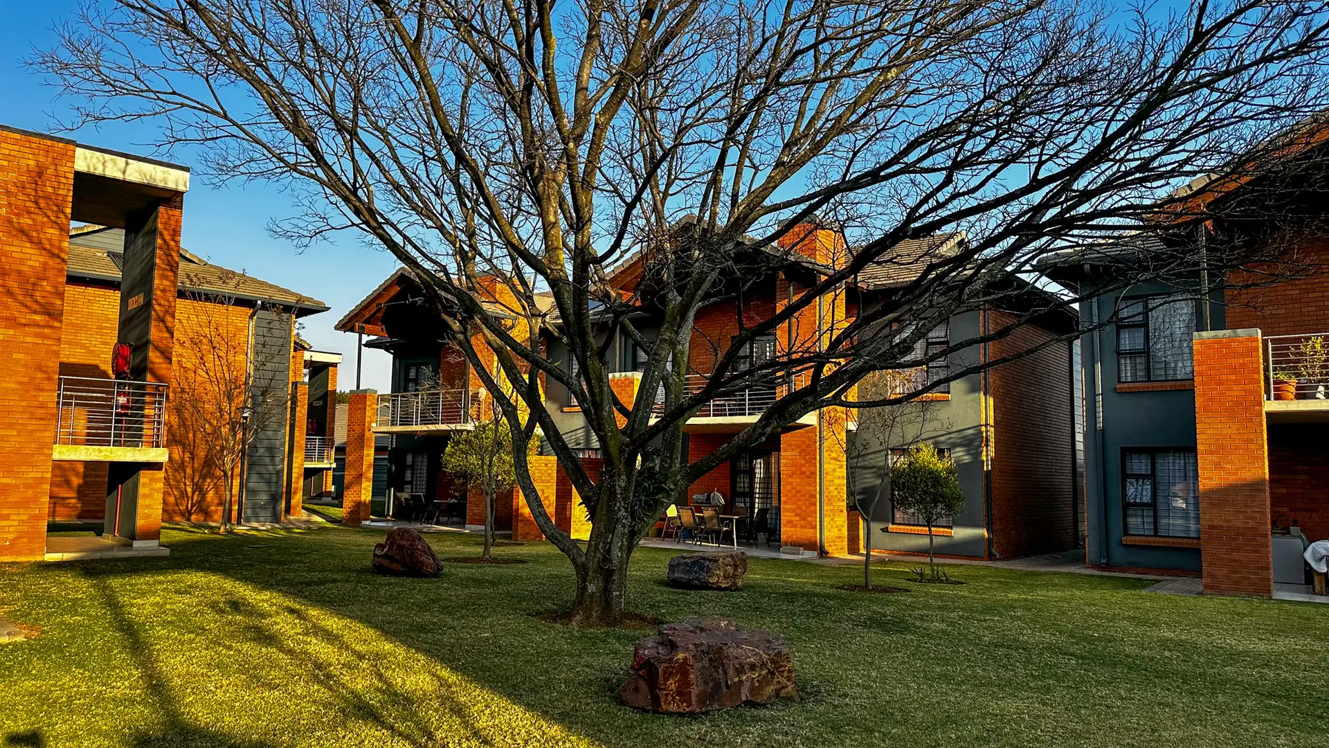 Liquidation Online Auction: 2-Bedroom 1st Floor Unit, SS IQ Rondebosch, Rietvalleirand Ext. 84, Pretoria