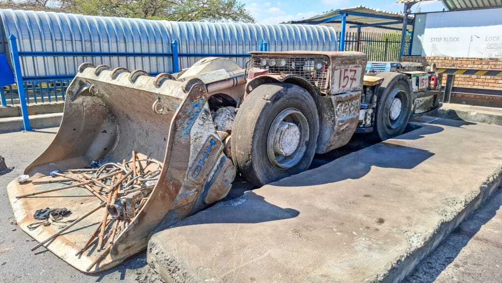 Mining Online Auction – Sale 68