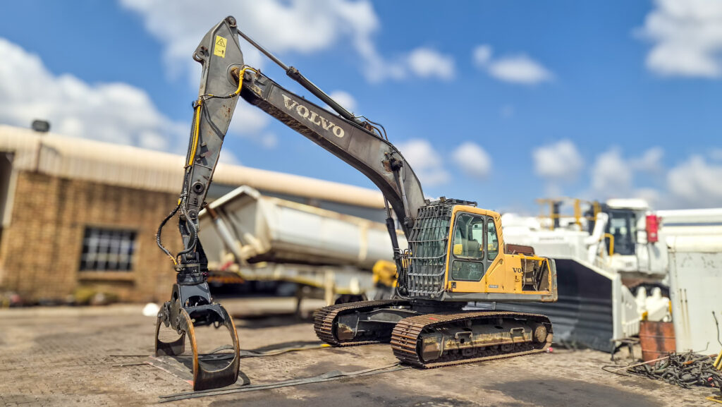 Excavators, TLBs, Forklifts & Vehicles - Online Auction