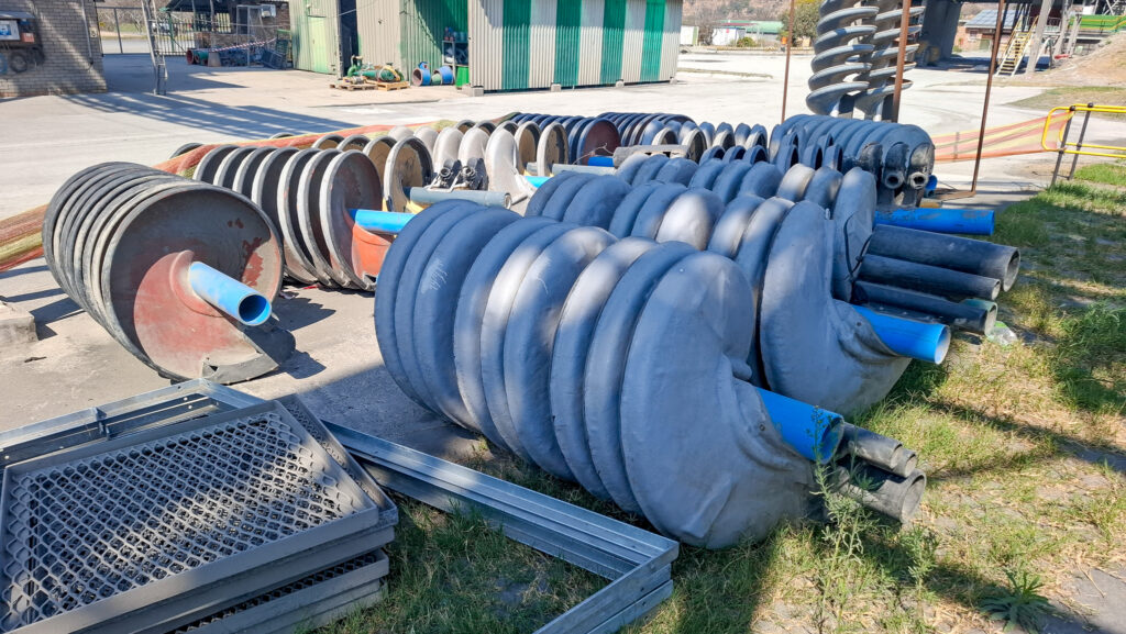 Mining Online Auction – Sale 69