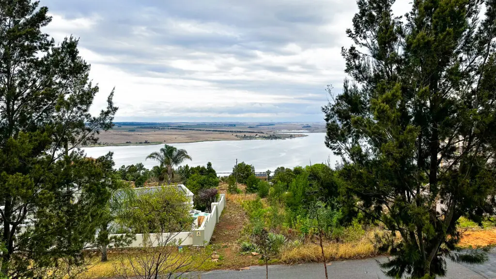 Online Liquidation Auction 4 Bedroom Double Storey House with Granny Flat Bronkhorstbaai Gauteng 