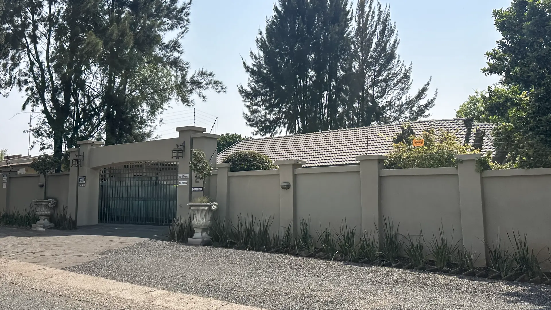 On Site Liquidation Auction: 9-Bedroom Home Gholfsig, Middelburg Ext. 8, Mpumalanga