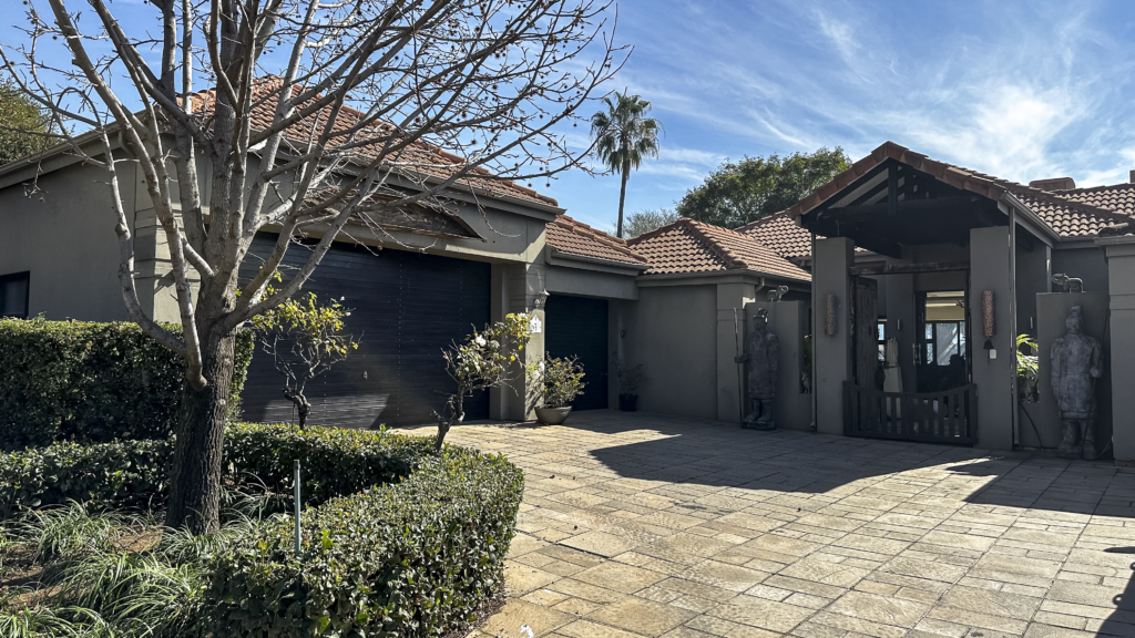 5-Bedroom Waterfront Home in Pecanwood Estate