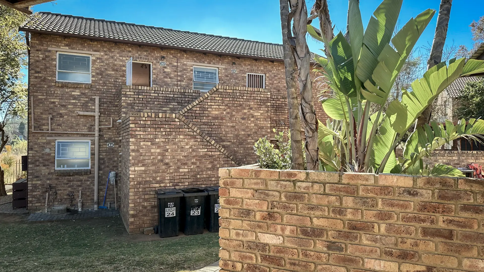 Deceased Estate Online Auction: Bachelor Flat on First Floor – SS Almeisan, Wilgeheuwel Ext. 29, Roodepoort