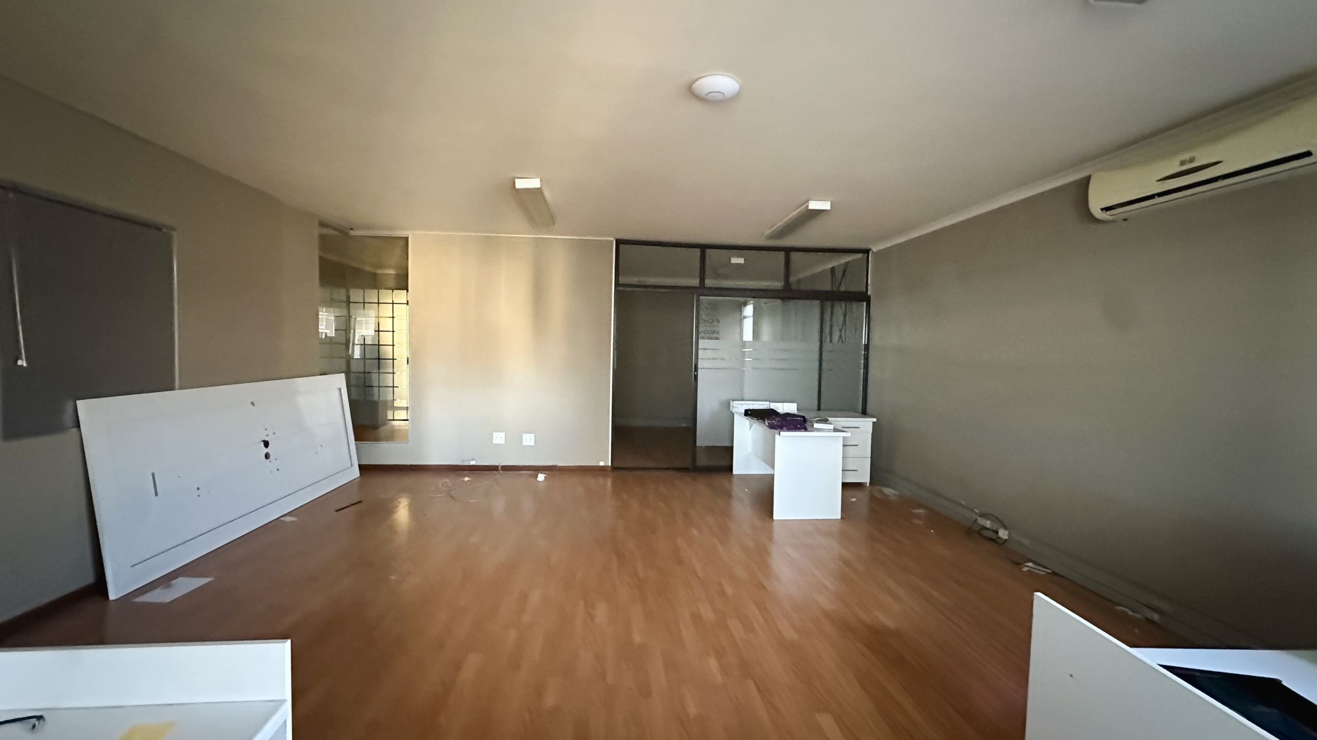 : ± 137m² Sectional title Office Unit – Grande Mirada Office Park, Erand Gardens